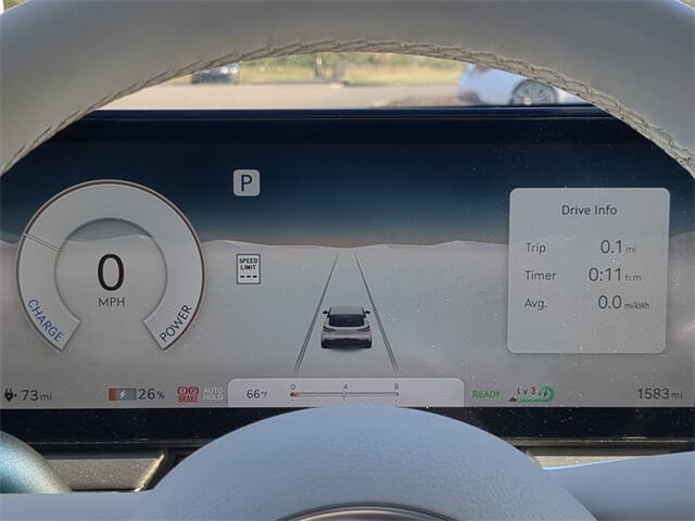 2024 Genesis GV60 Standard