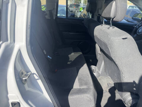 2012 Jeep Compass Sport