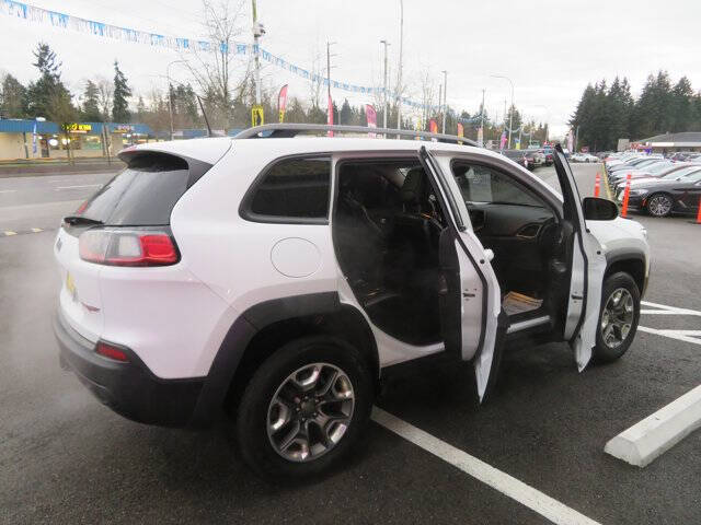 2020 Jeep Cherokee Trailhawk