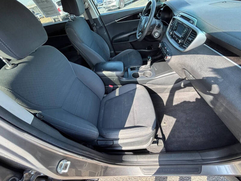 2017 Kia Sorento