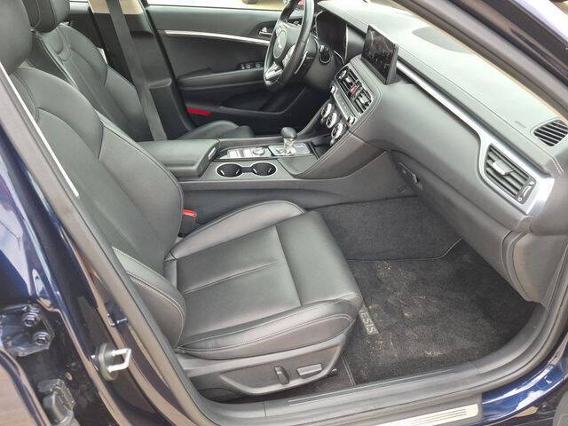2023 Genesis G70