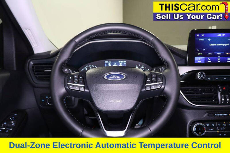 2022 Ford Escape SE