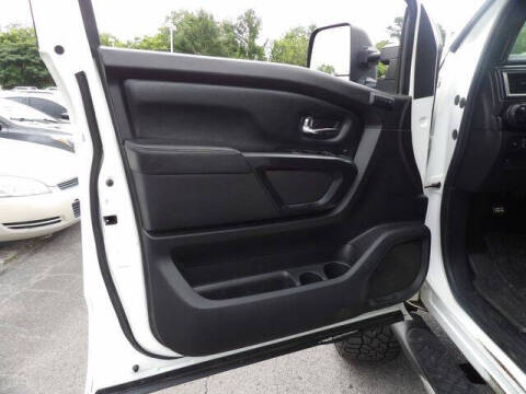 2018 Nissan Titan XD SL