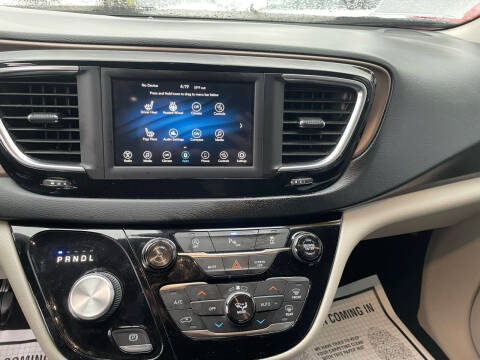 2019 Chrysler Pacifica Touring L