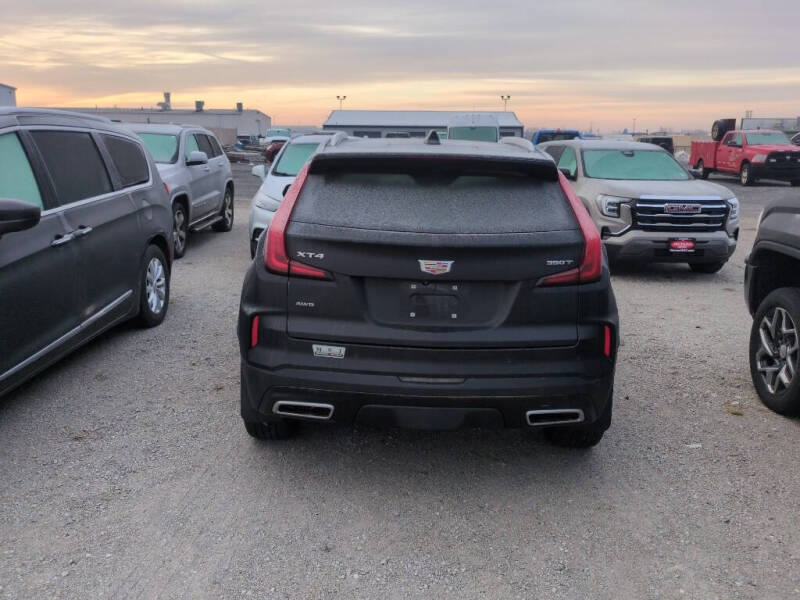 2024 Cadillac XT4 Premium Luxury