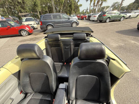 2004 Volkswagen New Beetle Convertible GLS