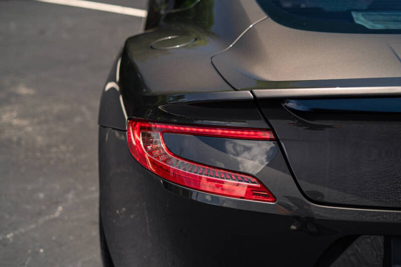 2014 Aston Martin Vanquish