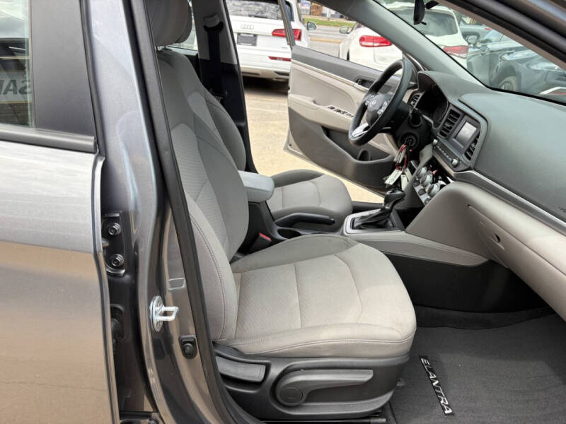 2019 Hyundai Elantra