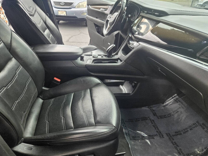 2020 Cadillac XT6 Sport