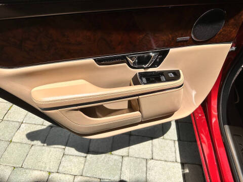 2014 Jaguar XJL Portfolio