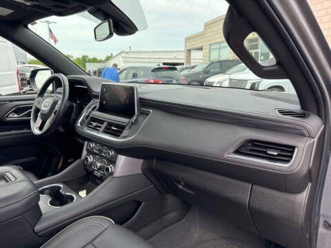 2022 GMC Yukon SLT