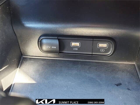 2023 Kia K5