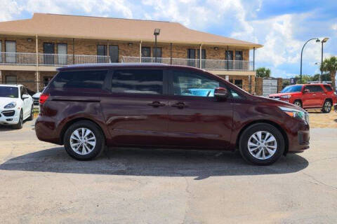 2017 Kia Sedona LX