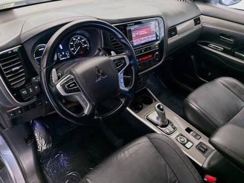 2019 Mitsubishi Outlander PHEV GT