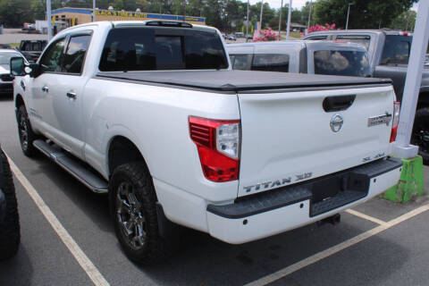 2017 Nissan Titan XD SL