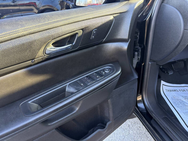 2016 GMC Acadia SLE-2