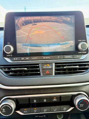 2020 Nissan Altima 2.5 SR