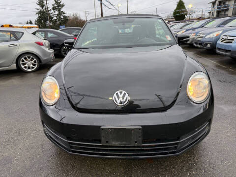 2013 Volkswagen Beetle Convertible 2.5L 50s Edition