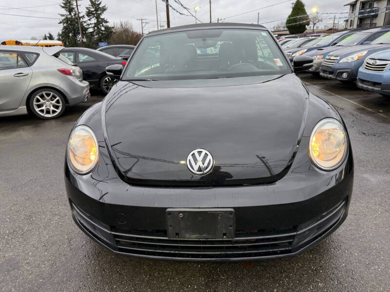 2013 Volkswagen Beetle Convertible 2.5L 50s Edition