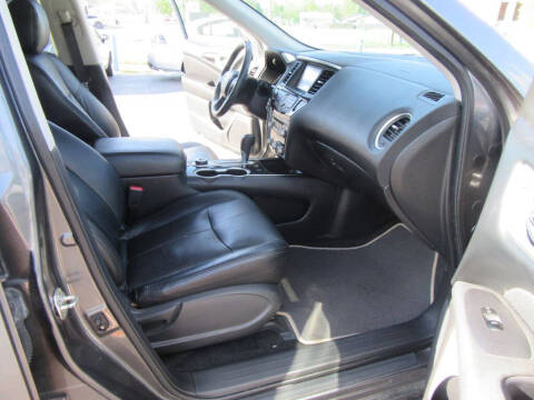 2017 Nissan Pathfinder S