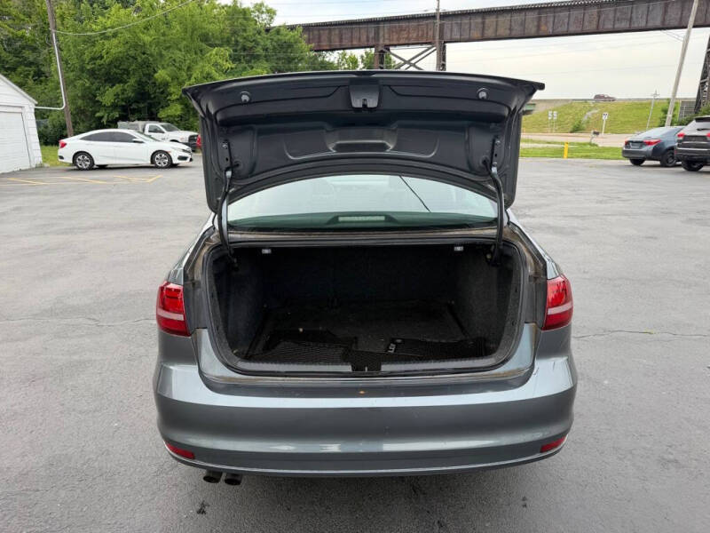 2016 Volkswagen Jetta