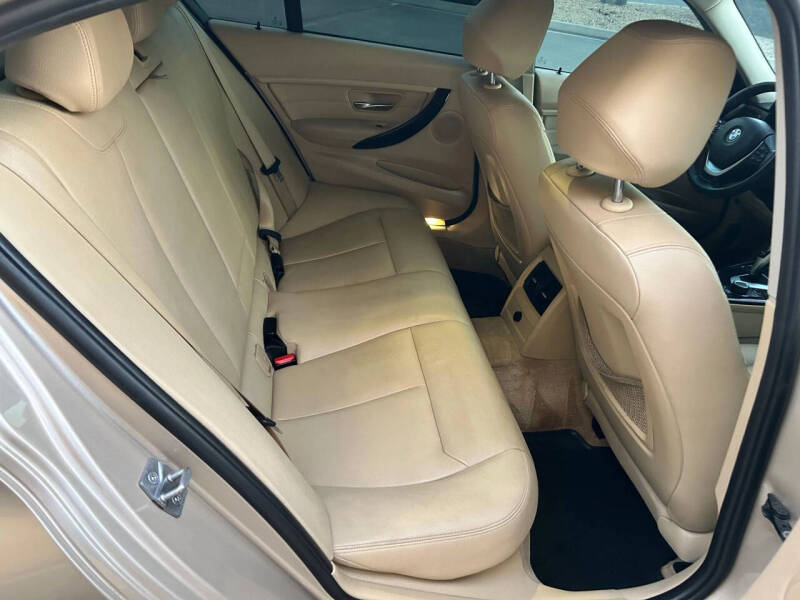 2014 BMW 3 Series 328i