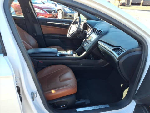 2019 Ford Fusion Energi Titanium