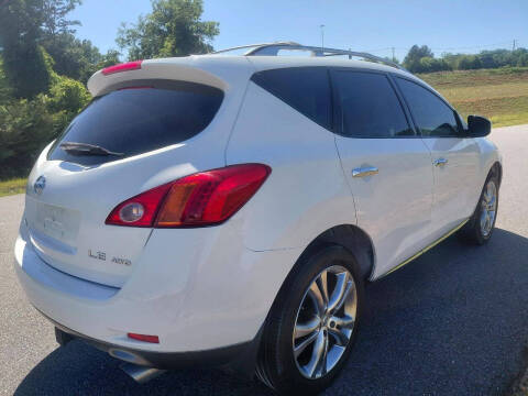 2009 Nissan Murano LE