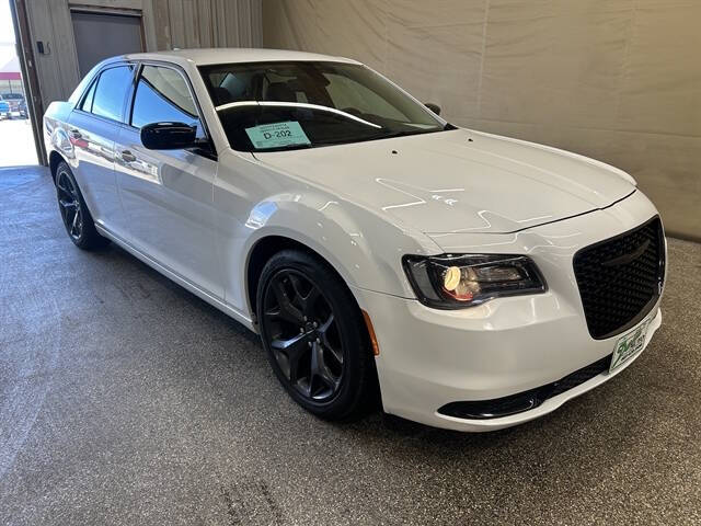 2023 Chrysler 300 Touring