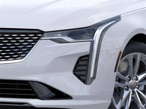 2025 Cadillac CT4 Luxury