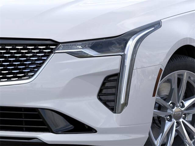 2025 Cadillac CT4 Luxury