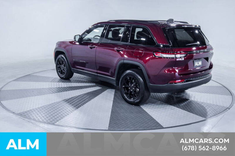 2025 Jeep Grand Cherokee Altitude