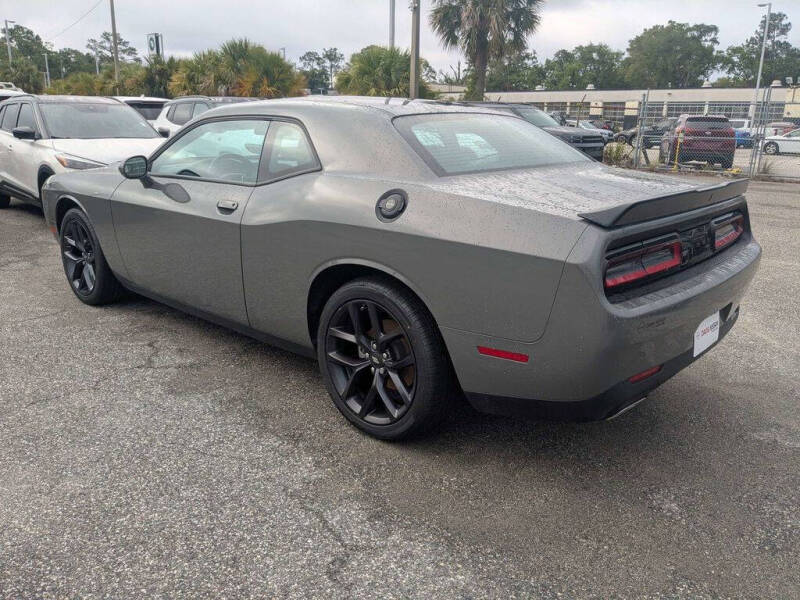2023 Dodge Challenger SXT