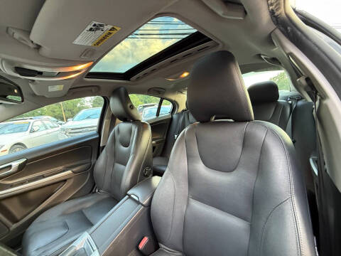 2015 Volvo S60 T5 Drive-E Premier Plus