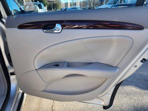 2011 Buick Lucerne CX