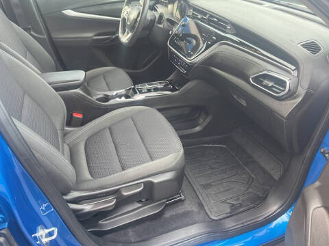 2023 Chevrolet Bolt EUV LT