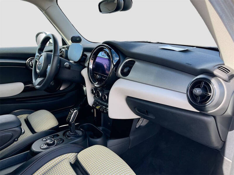 2023 MINI Hardtop 2 Door Cooper SE