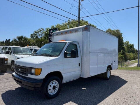 2003 Ford E-Series E-450 SD