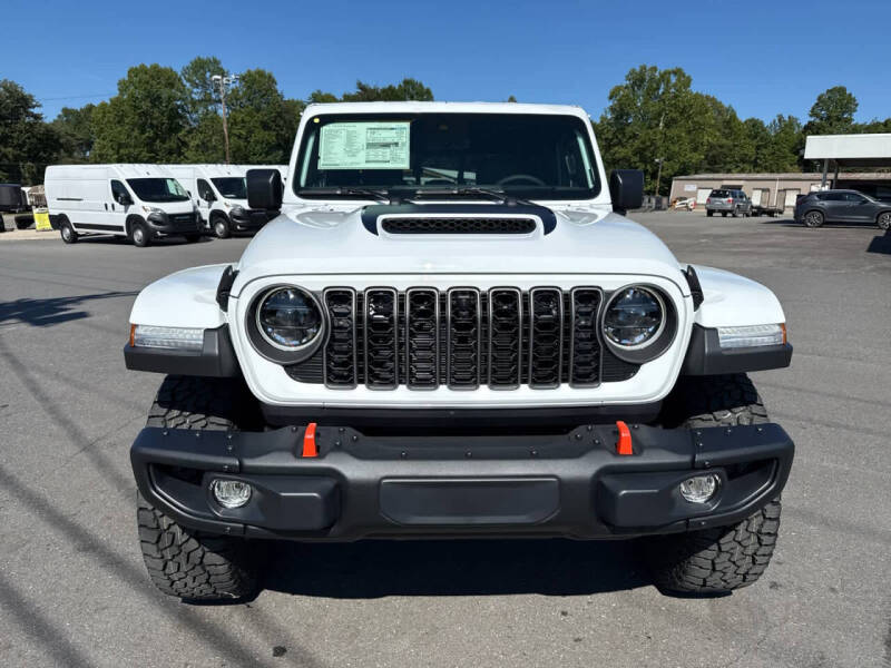 2025 Jeep Gladiator Mojave X