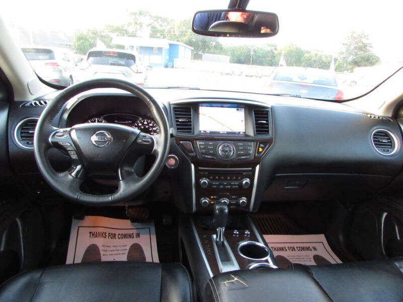 2015 Nissan Pathfinder Platinum