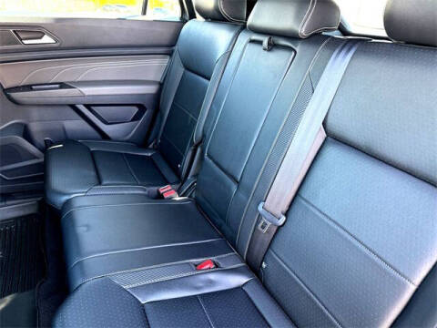 2022 Volkswagen Atlas Cross Sport V6 SE 4Motion