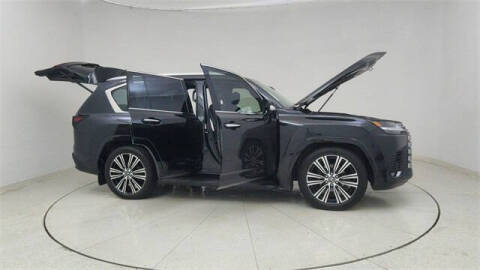 2024 Lexus LX 600 Luxury