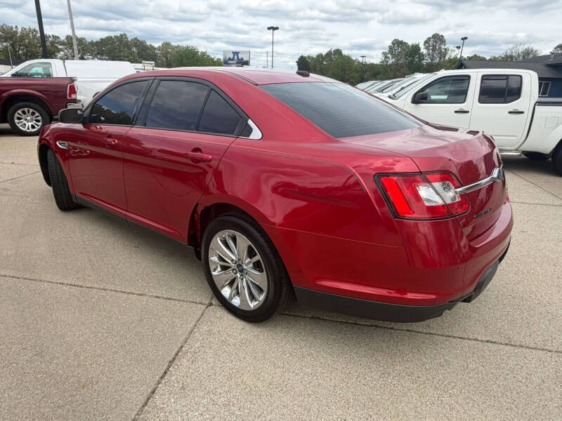 2010 Ford Taurus Limited
