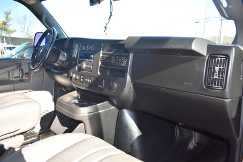 2021 Chevrolet Express 2500