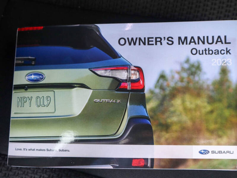 2023 Subaru Outback Premium