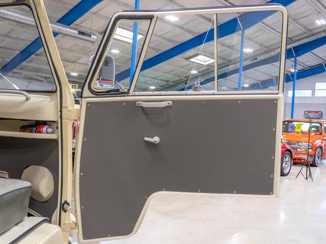 1967 Volkswagen Westfalia Camper