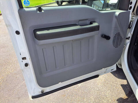 2011 Ford F-250 Super Duty XL