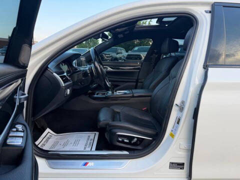 2017 BMW 7 Series 740i