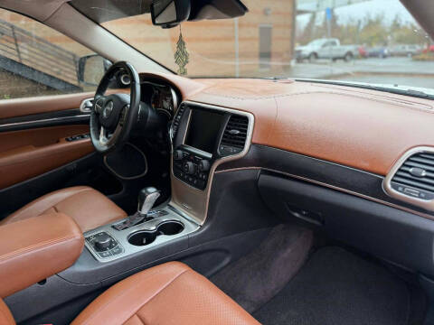 2016 Jeep Grand Cherokee Summit