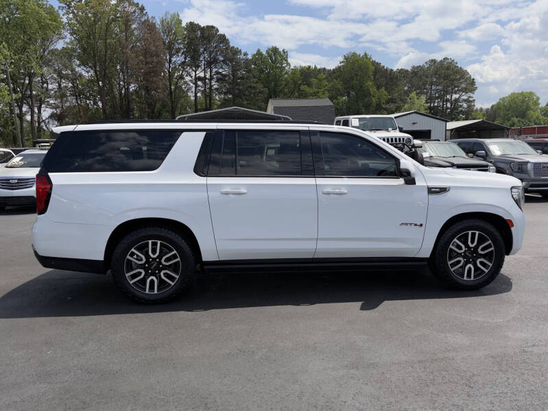 2021 GMC Yukon XL AT4